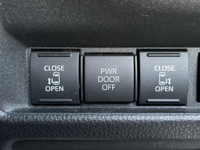 トヨタ シエンタ ハイブリッド Z 山形県 2022(令4)年 9.6万km グレイッシュブルー 4WD/Toyota Safety Sense/・プリクラッシュセーフティ/・レーントレーシングアシスト/・レーダークルーズコントロール/・ロードサインアシスト/・発進遅れ告知機能/・プロアクティブドライビングアシスト/・オートマチックハイビーム/ブラインドスポットモニター/純正10.5インチディスプレイオーディオ/BT.USB.MiraCast/全周囲カメラ/フルセグ/両側パワースライドドア/シートヒーター/ステアリングヒーター/ETC2.0/前後ドライブレコーダー/LEDヘッドライト/AC100V(1500W)/タイプC急速充電ポート/プッシュスタート/スマートキーｘ２