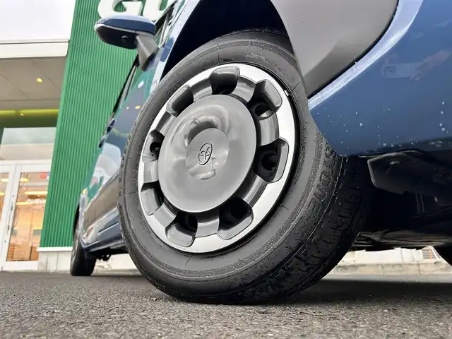 トヨタ シエンタ ハイブリッド Z 宮城県 2024(令6)年 0.7万km グレイッシュブルー コンフォートパッケージ/・IRカット機能付ガラス/・ステアリングヒーター/・シートヒーター（運転席/助手席）/DVD/CD/＝＝＝/セーフティセンス/・プリクラッシュセーフティ/・レーントレーシングアシスト/・レーンディパーチャーアラート/・レーダークルーズコントロール/・アダプティブハイビーム獅子打てむ/・ロードサインアシスト/・ドライバー異常時対応システム/・プロアクティブドライビングアシスト/・発進遅れ告知機能/パーキングサポートブレーキ（前後方静止物/後方接近車両）/BSM/ディスプレイオーディオプラス/・コネクティッドナビ対応10.5インチディスプレイ/・車載ナビ/・Bluetooth/・フルセグTV/・AppleCarPlay/AndroidAuto/ビルトインETC/ドライブレコーダー/ハンズフリーパワースライドドア（両側）/革巻きステアリング/ステアリングスイッチ/LEDヘッドランプ/オートライト/電動格納ミラー/フロアマット/ドアバイザー/W/サイド/カーテンエアバッグ