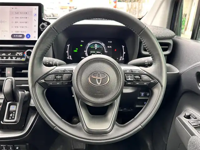 トヨタ シエンタ ハイブリッド Z 宮城県 2024(令6)年 0.7万km グレイッシュブルー コンフォートパッケージ/・IRカット機能付ガラス/・ステアリングヒーター/・シートヒーター（運転席/助手席）/DVD/CD/＝＝＝/セーフティセンス/・プリクラッシュセーフティ/・レーントレーシングアシスト/・レーンディパーチャーアラート/・レーダークルーズコントロール/・アダプティブハイビーム獅子打てむ/・ロードサインアシスト/・ドライバー異常時対応システム/・プロアクティブドライビングアシスト/・発進遅れ告知機能/パーキングサポートブレーキ（前後方静止物/後方接近車両）/BSM/ディスプレイオーディオプラス/・コネクティッドナビ対応10.5インチディスプレイ/・車載ナビ/・Bluetooth/・フルセグTV/・AppleCarPlay/AndroidAuto/ビルトインETC/ドライブレコーダー/ハンズフリーパワースライドドア（両側）/革巻きステアリング/ステアリングスイッチ/LEDヘッドランプ/オートライト/電動格納ミラー/フロアマット/ドアバイザー/W/サイド/カーテンエアバッグ