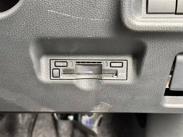 トヨタ シエンタ ハイブリッド Z 宮城県 2024(令6)年 0.7万km グレイッシュブルー コンフォートパッケージ/・IRカット機能付ガラス/・ステアリングヒーター/・シートヒーター（運転席/助手席）/DVD/CD/＝＝＝/セーフティセンス/・プリクラッシュセーフティ/・レーントレーシングアシスト/・レーンディパーチャーアラート/・レーダークルーズコントロール/・アダプティブハイビーム獅子打てむ/・ロードサインアシスト/・ドライバー異常時対応システム/・プロアクティブドライビングアシスト/・発進遅れ告知機能/パーキングサポートブレーキ（前後方静止物/後方接近車両）/BSM/ディスプレイオーディオプラス/・コネクティッドナビ対応10.5インチディスプレイ/・車載ナビ/・Bluetooth/・フルセグTV/・AppleCarPlay/AndroidAuto/ビルトインETC/ドライブレコーダー/ハンズフリーパワースライドドア（両側）/革巻きステアリング/ステアリングスイッチ/LEDヘッドランプ/オートライト/電動格納ミラー/フロアマット/ドアバイザー/W/サイド/カーテンエアバッグ