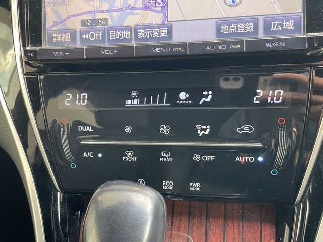 トヨタ ハリアー プレミアム 愛知県 2015(平27)年 5.8万km ホワイトパールクリスタルシャイン 純正9型ナビ/クルーズコントロール/バックカメラ/電動リアゲート/パワーシート/アルミホイール/LEDヘッドライト/オートマチックハイビーム/ドライブレコーダー/ETC/衝突軽減システム/フルセグ/CD DVD/Bluetooth/ステアリングスイッチ/スマートキー/プッシュスタート