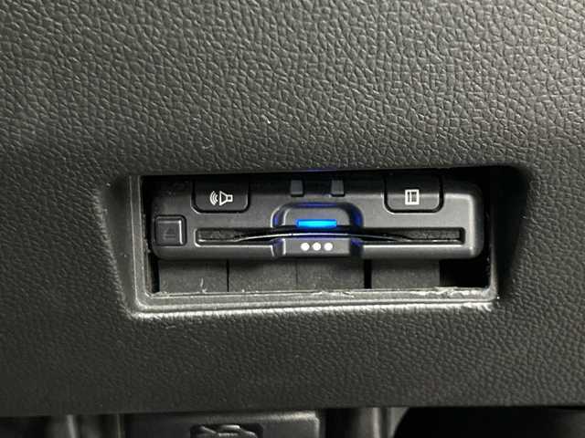 スズキ スイフト スポーツ 愛知県 2019(令1)年 4.5万km スーパーブラックパール 社外ナビ/・Bluetooth/・CD/DVD/・USB/HDMI/・フルセグテレビ/モンスタースポーツマフラー/モンスタースポーツサスペンション/モンスタースポーツフロアマット/クルーズコントロール　/シートヒーター/ビルトインＥＴＣ/前後ドライブレコーダー/エンジンプッシュスタートボタン/LEDヘッドライト