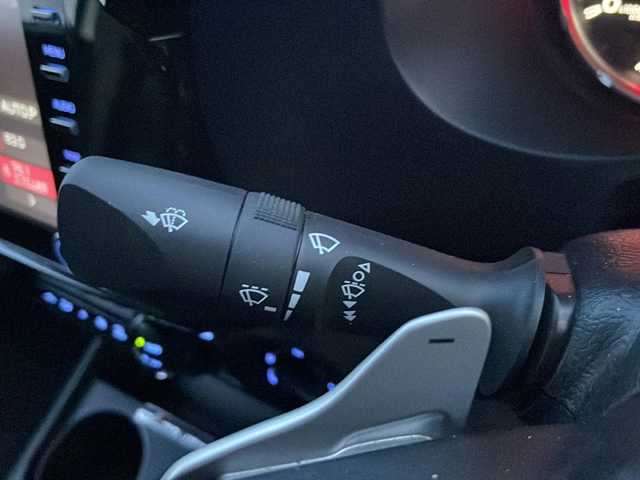 トヨタ ハイラックス Z GRスポーツ 岩手県 2024(令6)年 1.1万km プラチナホワイトパールマイカ ワンオーナー　寒冷地仕様　８型ナビ　全周囲Ｃ　ＧＲスポーツシート　パワーシート　ＥＴＣ２．０　パドルシフト　レーダークルーズ　ＧＲスポーツステアリング　コーナーセンサー　ＧＲ１８ＡＷ　トノカバー