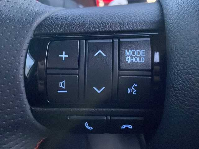 トヨタ ハイラックス Z GRスポーツ 岩手県 2024(令6)年 1.1万km プラチナホワイトパールマイカ ワンオーナー　寒冷地仕様　８型ナビ　全周囲Ｃ　ＧＲスポーツシート　パワーシート　ＥＴＣ２．０　パドルシフト　レーダークルーズ　ＧＲスポーツステアリング　コーナーセンサー　ＧＲ１８ＡＷ　トノカバー