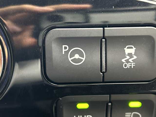 トヨタ プリウス A ツーリングセレクション 三重県 2019(令1)年 4.9万km スティールブロンドM /禁煙車//純正9インチナビ/・フルセグ・Bluetooth・SD・CD・DVD//バックカメラ//トヨタセーフティセンス//レーダークルーズコントロール//プリクラッシュセーフティ//オートマチックハイビーム//レーントレーシングアシスト//運転席パワーシート//前席シートヒーター//ブラインドスポットモニター//ヘッドアップディスプレイ//パーキングアシスト//前後ドライブレコーダー//革巻きステアリング//LEDヘッドライト//オートライト//ビルトインETC2.0//オートワイパー//スマートキー//プッシュスタート//ステアリングスイッチ