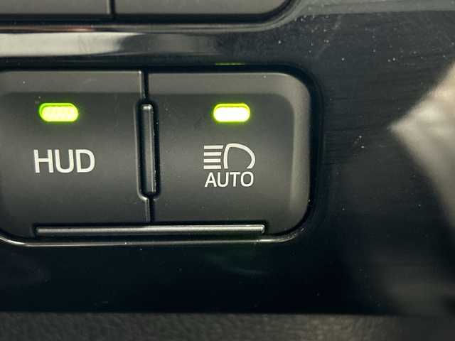 トヨタ プリウス A ツーリングセレクション 三重県 2019(令1)年 4.9万km スティールブロンドM /禁煙車//純正9インチナビ/・フルセグ・Bluetooth・SD・CD・DVD//バックカメラ//トヨタセーフティセンス//レーダークルーズコントロール//プリクラッシュセーフティ//オートマチックハイビーム//レーントレーシングアシスト//運転席パワーシート//前席シートヒーター//ブラインドスポットモニター//ヘッドアップディスプレイ//パーキングアシスト//前後ドライブレコーダー//革巻きステアリング//LEDヘッドライト//オートライト//ビルトインETC2.0//オートワイパー//スマートキー//プッシュスタート//ステアリングスイッチ