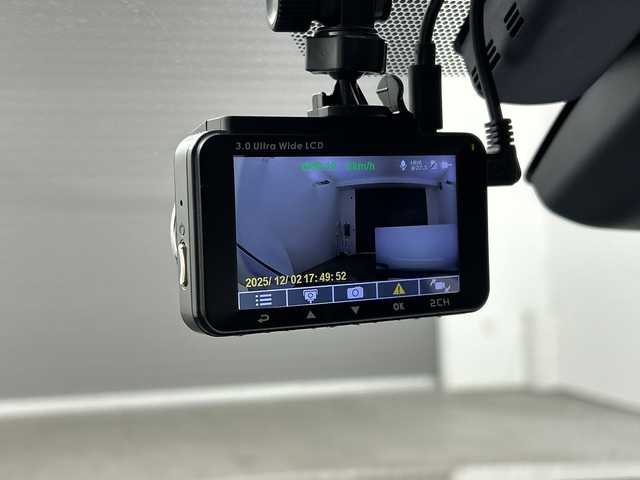 トヨタ プリウス A ツーリングセレクション 三重県 2019(令1)年 4.9万km スティールブロンドM /禁煙車//純正9インチナビ/・フルセグ・Bluetooth・SD・CD・DVD//バックカメラ//トヨタセーフティセンス//レーダークルーズコントロール//プリクラッシュセーフティ//オートマチックハイビーム//レーントレーシングアシスト//運転席パワーシート//前席シートヒーター//ブラインドスポットモニター//ヘッドアップディスプレイ//パーキングアシスト//前後ドライブレコーダー//革巻きステアリング//LEDヘッドライト//オートライト//ビルトインETC2.0//オートワイパー//スマートキー//プッシュスタート//ステアリングスイッチ