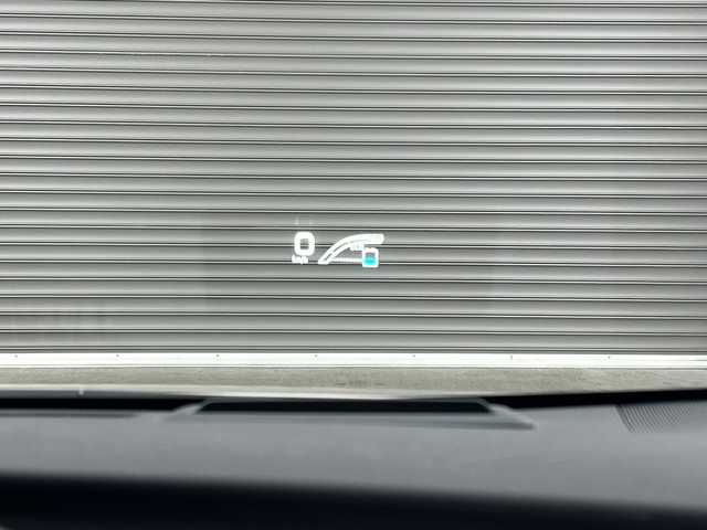 トヨタ プリウス A ツーリングセレクション 三重県 2019(令1)年 4.9万km スティールブロンドM /禁煙車//純正9インチナビ/・フルセグ・Bluetooth・SD・CD・DVD//バックカメラ//トヨタセーフティセンス//レーダークルーズコントロール//プリクラッシュセーフティ//オートマチックハイビーム//レーントレーシングアシスト//運転席パワーシート//前席シートヒーター//ブラインドスポットモニター//ヘッドアップディスプレイ//パーキングアシスト//前後ドライブレコーダー//革巻きステアリング//LEDヘッドライト//オートライト//ビルトインETC2.0//オートワイパー//スマートキー//プッシュスタート//ステアリングスイッチ