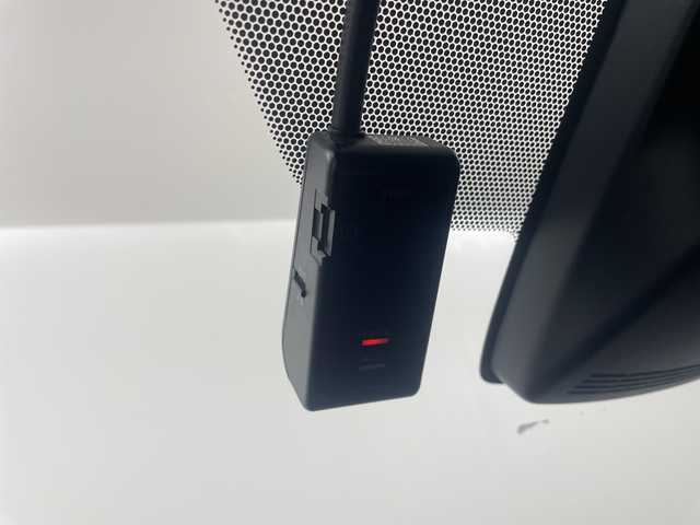 トヨタ シエンタ G クエロ 埼玉県 2018(平30)年 4.2万km ホワイトパールクリスタルシャイン 純正後席モニター/純正ナビ/　(Bluetooth/CD/DVD/FM/AM)/フルセグテレビ/バックカメラ/ビルトインETC/前方ドライブレコーダー/運転席・助手席シートヒーター/両側パワースライドドア/ハーフレザーシート/衝突被害軽減ブレーキ/車線逸脱警報/クリアランスソナー/オートハイビーム/オートLEDライト/純正フロアマット/純正15インチアルミホイール