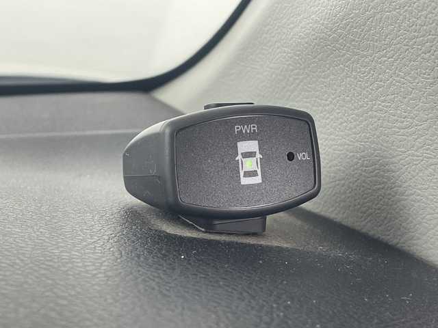 トヨタ シエンタ G クエロ 埼玉県 2018(平30)年 4.2万km ホワイトパールクリスタルシャイン 純正後席モニター/純正ナビ/　(Bluetooth/CD/DVD/FM/AM)/フルセグテレビ/バックカメラ/ビルトインETC/前方ドライブレコーダー/運転席・助手席シートヒーター/両側パワースライドドア/ハーフレザーシート/衝突被害軽減ブレーキ/車線逸脱警報/クリアランスソナー/オートハイビーム/オートLEDライト/純正フロアマット/純正15インチアルミホイール