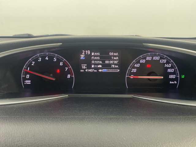 トヨタ シエンタ G クエロ 埼玉県 2018(平30)年 4.2万km ホワイトパールクリスタルシャイン 純正後席モニター/純正ナビ/　(Bluetooth/CD/DVD/FM/AM)/フルセグテレビ/バックカメラ/ビルトインETC/前方ドライブレコーダー/運転席・助手席シートヒーター/両側パワースライドドア/ハーフレザーシート/衝突被害軽減ブレーキ/車線逸脱警報/クリアランスソナー/オートハイビーム/オートLEDライト/純正フロアマット/純正15インチアルミホイール