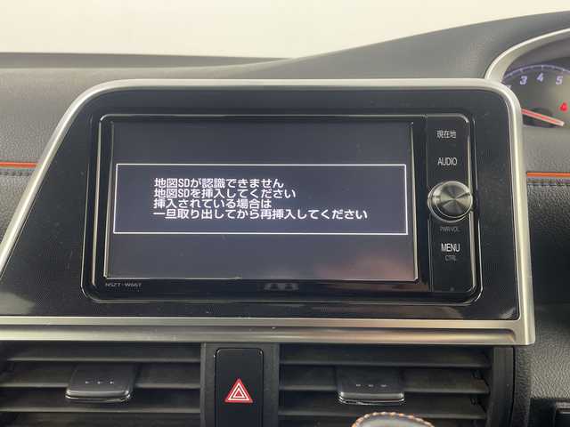 トヨタ シエンタ G クエロ 埼玉県 2018(平30)年 4.2万km ホワイトパールクリスタルシャイン 純正後席モニター/純正ナビ/　(Bluetooth/CD/DVD/FM/AM)/フルセグテレビ/バックカメラ/ビルトインETC/前方ドライブレコーダー/運転席・助手席シートヒーター/両側パワースライドドア/ハーフレザーシート/衝突被害軽減ブレーキ/車線逸脱警報/クリアランスソナー/オートハイビーム/オートLEDライト/純正フロアマット/純正15インチアルミホイール