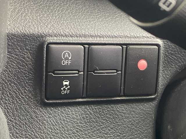 トヨタ シエンタ G クエロ 埼玉県 2018(平30)年 4.2万km ホワイトパールクリスタルシャイン 純正後席モニター/純正ナビ/　(Bluetooth/CD/DVD/FM/AM)/フルセグテレビ/バックカメラ/ビルトインETC/前方ドライブレコーダー/運転席・助手席シートヒーター/両側パワースライドドア/ハーフレザーシート/衝突被害軽減ブレーキ/車線逸脱警報/クリアランスソナー/オートハイビーム/オートLEDライト/純正フロアマット/純正15インチアルミホイール