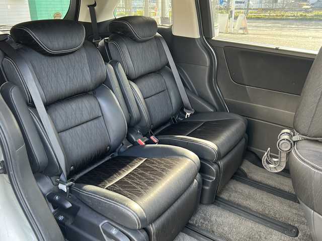 ホンダ オデッセイ ハイブリッド アブソルートセンシングEXパック 京都府 2016(平28)年 7.6万km ホワイトオーキッドパール 純正インターナビ/フルセグ/Bluetooth/ホンダセンシング　/フリップダウンモニター　/全方位カメラ　/両側電動スライドドア　/レーダークルーズ/ブラインドスポットモニター　/禁煙車　/ＥＴＣ　/ドライブレコーダー　/純正アルミ