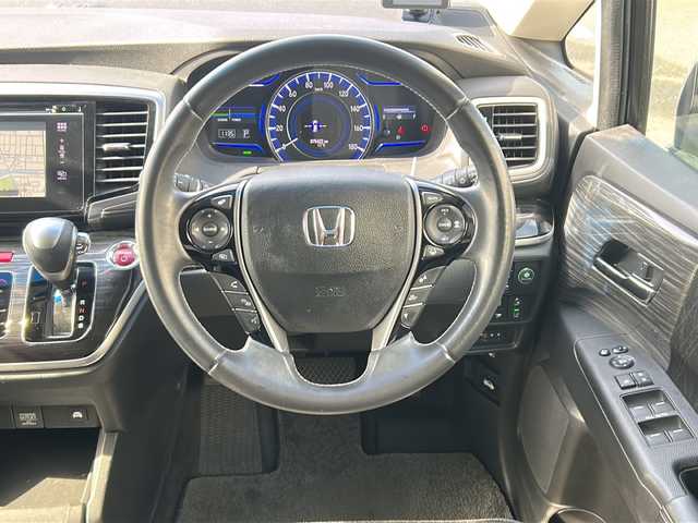 ホンダ オデッセイ ハイブリッド アブソルートセンシングEXパック 京都府 2016(平28)年 7.6万km ホワイトオーキッドパール 純正インターナビ/フルセグ/Bluetooth/ホンダセンシング　/フリップダウンモニター　/全方位カメラ　/両側電動スライドドア　/レーダークルーズ/ブラインドスポットモニター　/禁煙車　/ＥＴＣ　/ドライブレコーダー　/純正アルミ