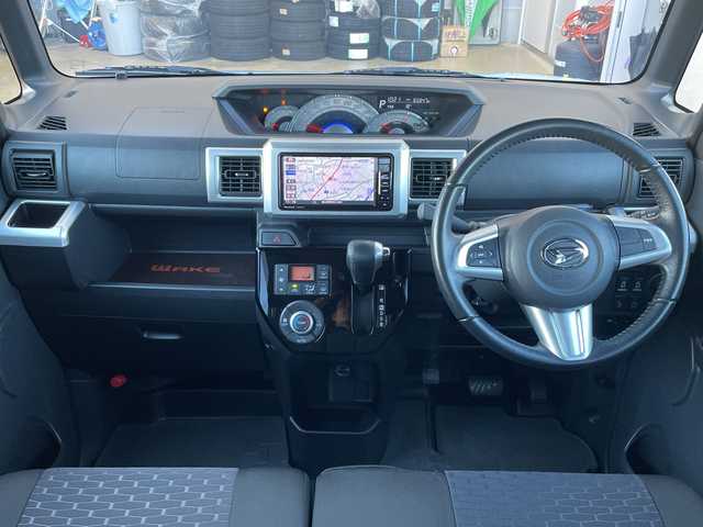 ダイハツ ウェイク 富山県 2017(平29)年 6.6万km ミストブルーマイカメタリック 社外ＳＤナビゲーション　/型番：CN-RE03WD/【CD/DVD/SD/BT/フルセグＴＶ】　/バックカメラ/両側パワースライドドア/ＥＴＣ/社外ドライブレコーダー　/ＬＥＤヘッドライト/ステアリングリモコン/リアサンシェイド/スマートキー　/純正フロアゴムマット