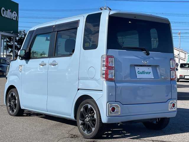 ダイハツ ウェイク 富山県 2017(平29)年 6.6万km ミストブルーマイカメタリック 社外ＳＤナビゲーション　/型番：CN-RE03WD/【CD/DVD/SD/BT/フルセグＴＶ】　/バックカメラ/両側パワースライドドア/ＥＴＣ/社外ドライブレコーダー　/ＬＥＤヘッドライト/ステアリングリモコン/リアサンシェイド/スマートキー　/純正フロアゴムマット