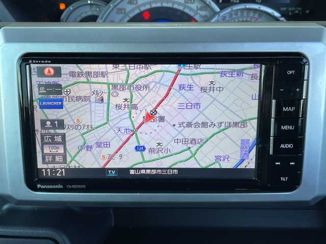 ダイハツ ウェイク 富山県 2017(平29)年 6.6万km ミストブルーマイカメタリック 社外ＳＤナビゲーション　/型番：CN-RE03WD/【CD/DVD/SD/BT/フルセグＴＶ】　/バックカメラ/両側パワースライドドア/ＥＴＣ/社外ドライブレコーダー　/ＬＥＤヘッドライト/ステアリングリモコン/リアサンシェイド/スマートキー　/純正フロアゴムマット