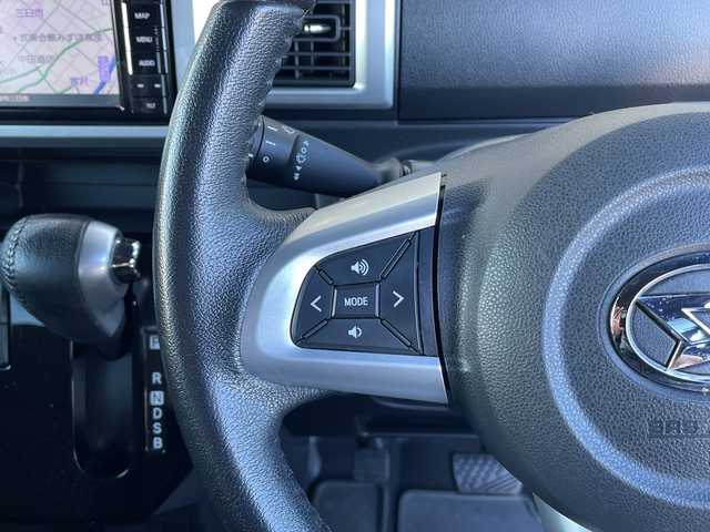 ダイハツ ウェイク 富山県 2017(平29)年 6.6万km ミストブルーマイカメタリック 社外ＳＤナビゲーション　/型番：CN-RE03WD/【CD/DVD/SD/BT/フルセグＴＶ】　/バックカメラ/両側パワースライドドア/ＥＴＣ/社外ドライブレコーダー　/ＬＥＤヘッドライト/ステアリングリモコン/リアサンシェイド/スマートキー　/純正フロアゴムマット