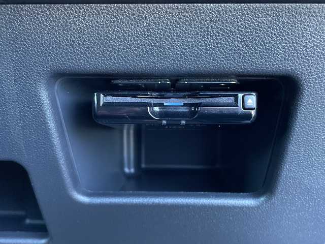 ダイハツ ウェイク 富山県 2017(平29)年 6.6万km ミストブルーマイカメタリック 社外ＳＤナビゲーション　/型番：CN-RE03WD/【CD/DVD/SD/BT/フルセグＴＶ】　/バックカメラ/両側パワースライドドア/ＥＴＣ/社外ドライブレコーダー　/ＬＥＤヘッドライト/ステアリングリモコン/リアサンシェイド/スマートキー　/純正フロアゴムマット