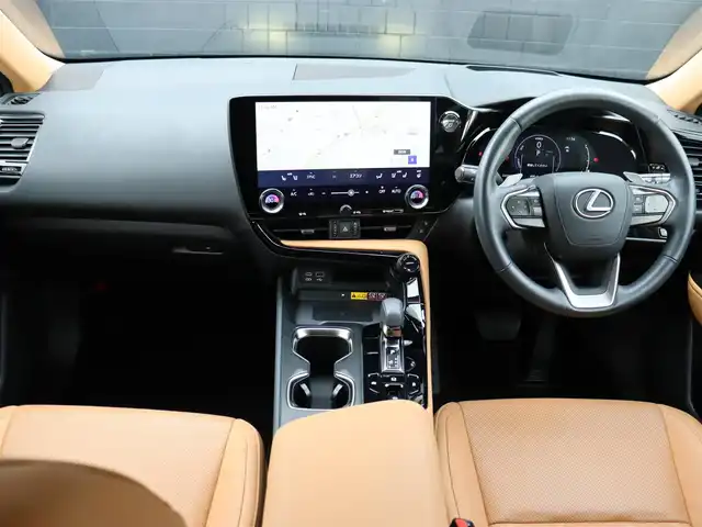 レクサス ＮＸ 350h バージョンL 宮城県 2023(令5)年 3.4万km ソニックチタニウム パノラマスライディングルーフ/ヘッドアップディスプレイ/純正ディーラーナビ/アラウンドビューモニター/フルセグTV/ブラインドスポットモニター/デジタルインナーミラー/パドルシフト/クライアンスソナー/レザーシート/全席シートヒーター/前席パワーシート/純正アルミタイヤ20インチ/パーキングアシスト/追従型クルーズコントロール/電動リアゲート/コーナーセンサー/レーンアシスト/横滑り防止装置/衝突被害軽減システム/オートマチックハイビーム/プッシュスタート