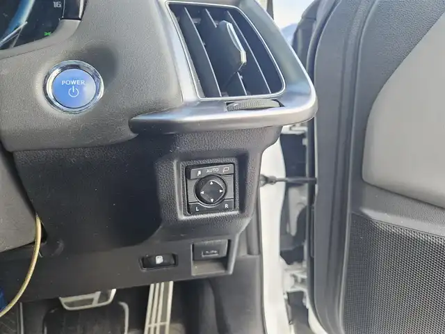 トヨタ クラウン ハイブリッド RS リミテッドⅡ 福岡県 2022(令4)年 8.3万km プレシャスホワイトパール セーフティパッケージプラス/純正12.3型ナビ/フルセグTV/パノラミックビューモニター/ビルトインETC2.0/ドライブレコーダー/レーダークルーズコントロール/セーフティセンス/・衝突被害軽減ブレーキ/・車線逸脱防止支援システム/・アダプティブハイビーム/・ドライバー異常時対応システム/カラーヘッドアップディスプレイ/ブラインドスポットモニター/リアクロストラフィックオートブレーキ/3眼LEDヘッドランプ/革巻きステアリング/ブラック革シート/前席パワーシート/前席シートヒーター/ベンチレーション/純正18インチアルミホイール/スマートキー/プッシュエンジンスタート