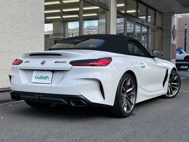 ＢＭＷ ＢＭＷ Ｚ４ M40i 大阪府 2023(令5)年 0.7万km アルピンホワイトⅢ 純正メーカーHDDナビ(10.25インチ)/アクティブクルーズコントロール/レザーシート(アルカンターラコンビシート)/ドライビングアシスト/パーキングアシスト/ヘッドアップディスプレイ/デジタルインナーミラー/バックモニター/シートヒーター/コーナーセンサー/ドライブレコーダー/LEDヘッドライト/置くだけ充電/純正ETC/スマートキーX2