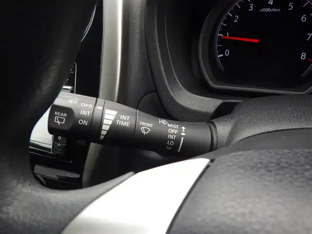 日産 ノート XVセレ +セーフⅡ 千葉県 2016(平28)年 6.1万km スーパーブラック エマージェンシーブレーキ/アイドリングストップ/純正SDナビ/地デジTV/【DVD/CD再生機能】/アラウンドビューモニター/ステアリングスイッチ/ドライブレコーダー/ETC/LEDヘッドライト/インテリジェントキー