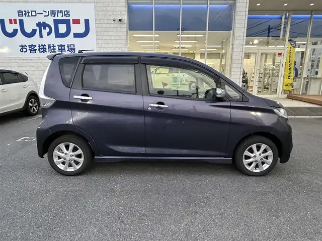 三菱 ｅＫカスタム G 群馬県 2013(平25)年 6.1万km パープリッシュネイビーパール (株)IDOMが運営する【じしゃロン伊勢崎店】の自社ローン専用車両になりますこちらは現金またはオートローンご利用時の価格です。自社ローンご希望の方は別途その旨お申付け下さい/純正ナビ/バックカメラ/スペアキー/純正アルミホイール/冬用タイヤ積載/ドアバイザー/電格ミラー