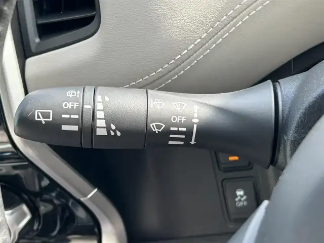 日産 セレナ e－パワー ハイウェイスター V 和歌山県 2018(平30)年 2.9万km ブリリアントホワイトパール 純正ナビ/（BT/CD/DVD/AM/FM）/全方位カメラ/プロパイロット/衝突被害軽減ブレーキ/レーンキープアシスト/前後コーナーセンサー/横滑り防止/フリップダウンモニター/両側パワースライド/ハンズフリーオートスライド（助手席側）/前後ドライブレコーダー/ビルトインETC/前席シートヒーター/ステアリングヒーター/ステアリングリモコン/LEDヘッドライト/フォグランプ/プッシュスタート