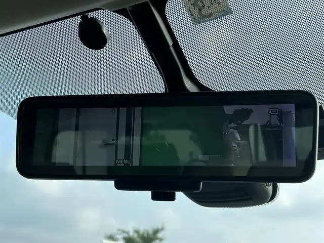 日産 セレナ e－パワー ハイウェイスター V 和歌山県 2018(平30)年 2.9万km ブリリアントホワイトパール 純正ナビ/（BT/CD/DVD/AM/FM）/全方位カメラ/プロパイロット/衝突被害軽減ブレーキ/レーンキープアシスト/前後コーナーセンサー/横滑り防止/フリップダウンモニター/両側パワースライド/ハンズフリーオートスライド（助手席側）/前後ドライブレコーダー/ビルトインETC/前席シートヒーター/ステアリングヒーター/ステアリングリモコン/LEDヘッドライト/フォグランプ/プッシュスタート