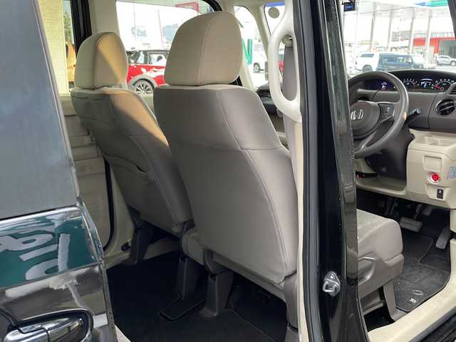 ホンダ Ｎ ＢＯＸ G 愛媛県 2018(平30)年 4.5万km クリスタルブラックパール 社外メモリナビ/・ワンセグTV/・Bluetooth接続/・CD/DVD再生/バックカメラ/ETC/前方ドライブレコーダー/両側スライドドア/LEDヘッドライト/スマートキー/スペアキー/プッシュスタート/チップアップチート/ベンチシート/横滑り防止装置