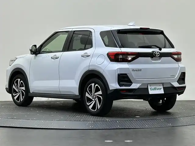 トヨタ ライズ Z 愛媛県 2022(令4)年 5.4万km シャイニングホワイトパール ・純正ナビ（ワンセグＴＶ・ＢＴ・ＦＭＡＭ・ＣＤ・ＡＵＸ）/・バックカメラ　/・ＥＴＣ　/・ＤＮ席シートヒーター　/・レーダークルーズコントロール　/・衝突軽減ブレーキ　/・前後コーナーセンサー　/・スペアキー　/・ＵＳＢ充電/・オートマチックハイビーム/・フロントフォグランプ