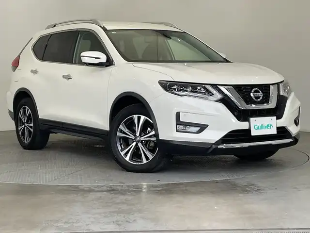 日産 エクストレイル 20Xi 栃木県 2018(平30)年 7万km ブリリアントホワイトパール 純正9インチメモリーナビ/（Bluetooth/フルセグTV）/アラウンドビューカメラ/プロパイロット/エマージェンシーブレーキ/踏み間違い防止アシスト/車線逸脱警報/進入禁止標識検知/横滑り防止装置/前後コーナーセンサー/カプロンシート/LEDヘッドライト/LEDフォグランプ/デジタルインナーミラー/パワーバックドア/電動格納ミラー/スマートキー/純正アルミホイール/純正フロアマット
