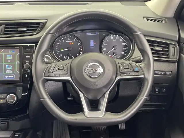 日産 エクストレイル 20Xi 栃木県 2018(平30)年 7万km ブリリアントホワイトパール 純正9インチメモリーナビ/（Bluetooth/フルセグTV）/アラウンドビューカメラ/プロパイロット/エマージェンシーブレーキ/踏み間違い防止アシスト/車線逸脱警報/進入禁止標識検知/横滑り防止装置/前後コーナーセンサー/カプロンシート/LEDヘッドライト/LEDフォグランプ/デジタルインナーミラー/パワーバックドア/電動格納ミラー/スマートキー/純正アルミホイール/純正フロアマット