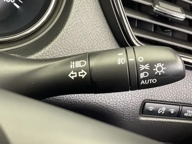 日産 エクストレイル 20Xi 栃木県 2018(平30)年 7万km ブリリアントホワイトパール 純正9インチメモリーナビ/（Bluetooth/フルセグTV）/アラウンドビューカメラ/プロパイロット/エマージェンシーブレーキ/踏み間違い防止アシスト/車線逸脱警報/進入禁止標識検知/横滑り防止装置/前後コーナーセンサー/カプロンシート/LEDヘッドライト/LEDフォグランプ/デジタルインナーミラー/パワーバックドア/電動格納ミラー/スマートキー/純正アルミホイール/純正フロアマット