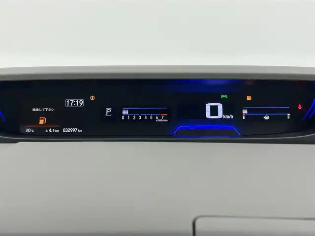 ホンダ フリード G ホンダセンシング 千葉県 2020(令2)年 3.3万km クリスタルブラックパール ホンダセンシング/・衝突軽減ブレーキ/・先行車発進お知らせ/・レーンキープアシスト/・標識認識機能/純正7インチメモリーナビ/CD DVD SD BT フルセグ/バックカメラ/両側パワースライドドア/LEDオートライト/前席シートヒーター/ドアバイザー/純正フロアマット/ウィンカーミラー/スマートキー×2/プッシュスタート/ビルトインETC