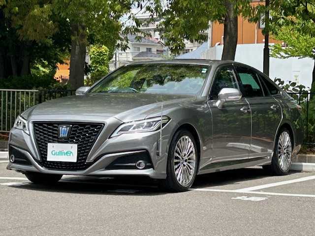 トヨタ クラウン ハイブリッド G 宮城県 2022(令4)年 5.3万km グレー サンルーフ/トヨタセーフティセンス/・プリクラッシュセーフティ/・レーントレーシングアシスト/・レーンディパーチャーアラート/・レーダークルーズコントロール/・アダプティブドライビングアシスト/・ロードサインアシスト/・ドライバー異常時対応システム/・プロアクティブドライビングアシスト/・発進遅れ告知機能/・緊急時操舵支援/・フロントクロストラフィックアシスト/・レーンチェンジアシスト/・カーブ速度抑制機能/・パーキングサポートブレーキ/・シースルービュー/・サイドクリアランスビュー/・コーナリングビュー/・ドライブスタートコントロール/・ブラインドスポットモニター/・電動パーキングブレーキ/・ブレーキホールド/純正SDナビ/追従機能付きクルーズコントロール/アラウンドビューモニター/バックカメラ/コーナーセンサー/パワーシート/シートメモリー/純正ETC/三眼LEDライト/純正アルミホイール/純正フロアマット