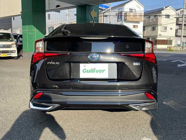 トヨタ プリウス S ツーリングセレ ブラックED 大阪府 2022(令4)年 4.7万km プレシャスブラックパール ワンオーナー/ディスプレイオーディオ/BT/AM/FM/USB/バックカメラ/モデリスタアンダーエアロ/トヨタセーフティーセンス/プリクラッシュ/コーナーセンサー/車線逸脱アシスト/クルーズコントロール/プッシュスタート/革シート/シートヒーター/ドアバイザー/ETC/AC1OOVコンセント/取扱説明書