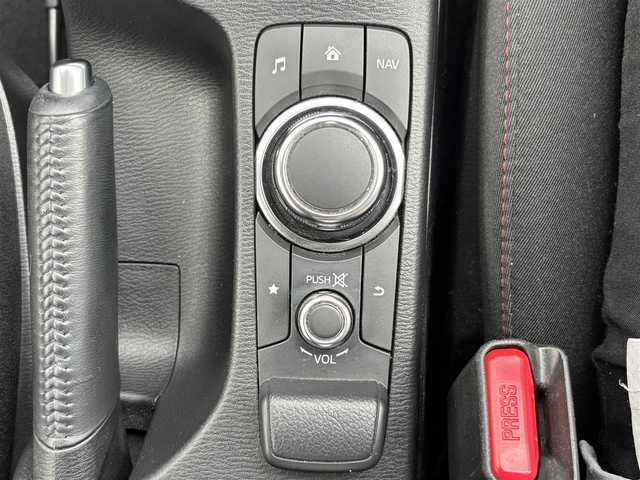 マツダ デミオ XD ツーリング 宮城県 2014(平26)年 4.6万km スノーフレイクホワイトパールマイカ 登録時走行距離45588km/純正ナビ/・Bluetooth/・CD/DVD/クルーズコントロール/バックカメラ/スマートキー/プッシュスタート/ETC/電動格納ミラー/純正フロアマット/オートライト/純正アルミホイール/LED