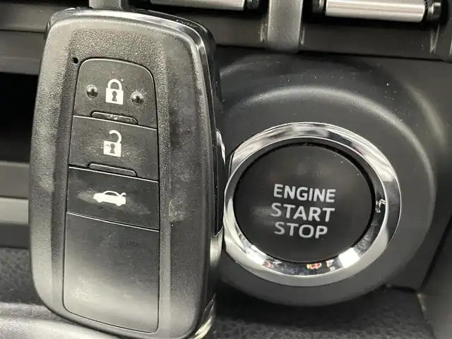 トヨタ ８６ GT 茨城県 2019(令1)年 5.1万km クリスタルホワイトパール 社外ナビ/バックカメラ/フルセグ/クルーズコントロール/ETC/ドラレコ/純正17インチAW/LEDヘッドライト/スマートキー