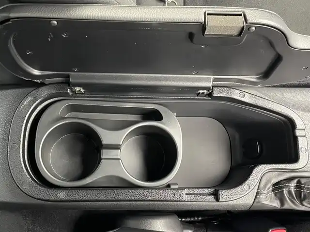 トヨタ ８６ GT 茨城県 2019(令1)年 5.1万km クリスタルホワイトパール 社外ナビ/バックカメラ/フルセグ/クルーズコントロール/ETC/ドラレコ/純正17インチAW/LEDヘッドライト/スマートキー