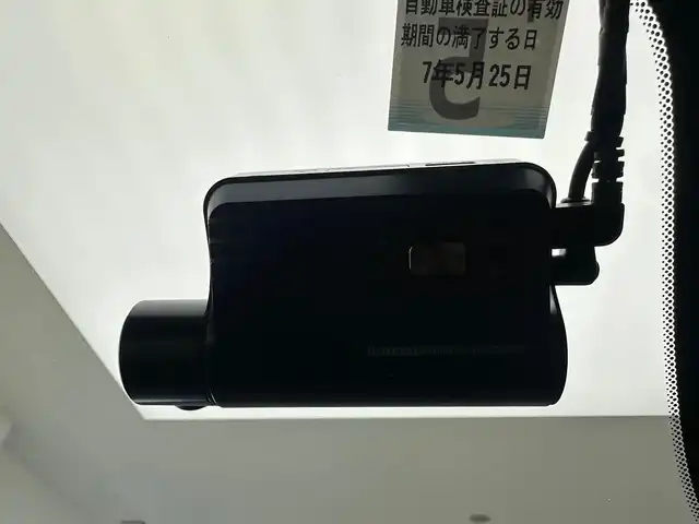 ボルボ Ｃ４０リチャージ アルティメットツインモーター 兵庫県 2022(令4)年 3.5万km グレーⅡ フルタイム4WD/純正DA/Googleマップ/AppleCarPlay/Bluetooth/USB/ワイヤレス充電/360°マルチビューモニター/純正前後ドライブレコーダー/harman/kardonステレオシステム/パノラマルーフ/パワーシート/全席シートヒーター/ステアリングヒーター/ハーフレザーシート/パイロットアシスト/ACC/BSM/LKA/コーナーセンサー/オートハイビーム/ETC/LEDヘッドライト/LEDフォグ/純正20インチAW/純正マット