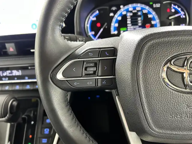 トヨタ ヴォクシー ハイブリッド S－Z 佐賀県 2022(令4)年 2.1万km アティチュードブラックマイカ 快適利便パッケージ/プロジェクター式LEDヘッドライト/純正10.5インチディスプレイオーディオ/ナビキット/フルセグ/CD/DVDデッキ/ビルトインETC2.0/ドライブレコーダー/両側パワースライドドア/パワーバックドア/シートヒーター/オットマン/トヨタセーフティセンス/プリクラッシュセーフティ/レーントレーシングアシスト/レーダークルーズコントロール/アダプティブハイビームシステム/クリアランスソナー