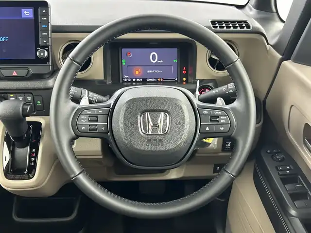 ホンダ Ｎ ＢＯＸ JOY ターボ 愛知県 2025(令7)年 0.1千km プラチナホワイトパール 届出済未使用車/純正9インチナビ/（CD/DVD/Bluetooth/フルセグTV/USB)/バックカメラ/ホンダセンシング/・衝突軽減ブレーキ/・レーンキープアシスト/・レーダークルーズコントロール/・オートマチックハイビーム/・クリアランスソナー/シートヒーター/ベンチシート/ハーフレザーシート/両側パワースライドドア/オートホールド/電子パーキングブレーキ/LEDヘッドライト/横滑り防止装置/スマートキー/プッシュスタート