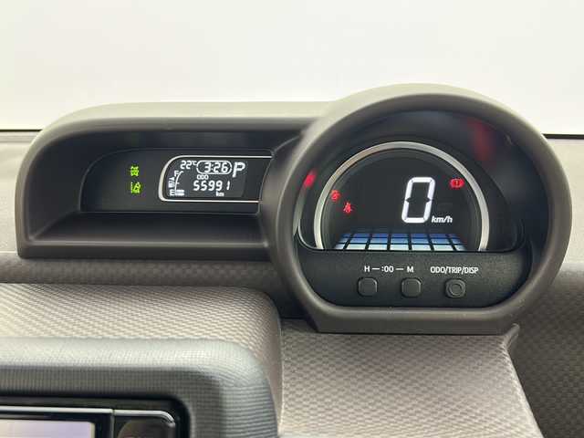 トヨタ スペイド F クイーンⅡ 秋田県 2016(平28)年 5.6万km ホワイトパールクリスタルシャイン 4WD/純正ナビ（フルセグTV　CD　BT）/衝突被害軽減システム/レーンキープアシスト/片側パワースライドドア/ETC/バックカメラ/プッシュスタート　スマートキー/ステアリングスイッチ/純正15インチホイールキャップ装着/純正フロアマット/電動格納ミラー/ウィンカーミラー/ドアバイザー/ダブルエアバッグ　