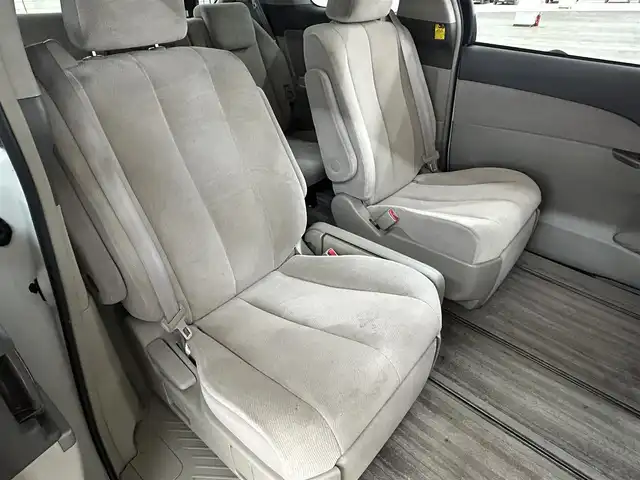 トヨタ エスティマ アエラス Gエディション NAVI 道央・札幌 2006(平18)年 16.5万km ホワイトパールクリスタルシャイン ・純正ナビ（DVD&CD&MD）/・ドアバイザー/・ウインカーミラー/・オートライト/・積込社外AW付き冬タイヤ