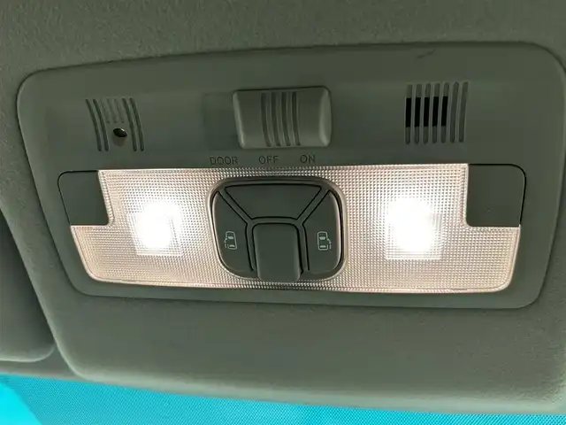 トヨタ エスティマ アエラス Gエディション NAVI 道央・札幌 2006(平18)年 16.5万km ホワイトパールクリスタルシャイン ・純正ナビ（DVD&CD&MD）/・ドアバイザー/・ウインカーミラー/・オートライト/・積込社外AW付き冬タイヤ