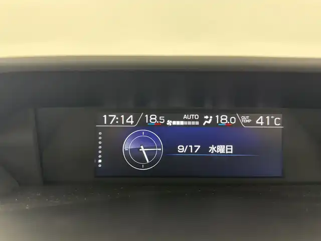 スバル インプレッサ スポーツ 2．0i－Lアイサイト 大阪府 2018(平30)年 0.6万km アイスシルバーメタリック アイサイトテクノロジー/　・プリクラッシュブレーキ/　・アクティブレーンキープ/　・全車速追従機能付クルーズコントロール/　・AT誤発進/誤後進抑制制御/　・車線逸脱警報/純正メモリナビ/　　CD/DVD/Bt/フルセグTV/バックカメラ/サイドカメラ　/LEDオートライト/フォグランプ/純正17インチアルミホイール/リアビークルディテクション/パドルシフト/アイドリングストップ/スマートキー/ETC