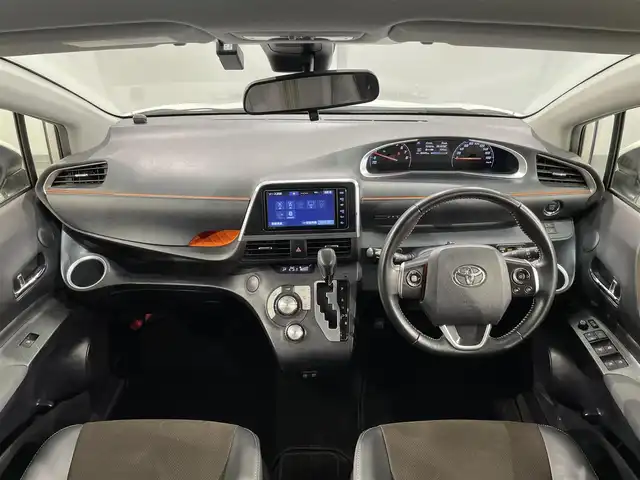 トヨタ シエンタ G クエロ 愛知県 2019(平31)年 4.1万km ホワイトパールクリスタルシャイン 純正ナビ（NSZT-W68T)/（FM/AM/CD・DVD再生/フルセグTV/SD/Bluetooth)/パノラミックビューモニター/トヨタセーフティセンスC/　　-プリクラッシュセーフティ　/　　-レーンディパーチャーアラート/　　-オートマチックハイビーム/両側パワースライドドア　/ビルトインＥＴＣ２．０　/ＬＥＤヘッドライト/LEDフォグランプ　/クリアランスソナー　/先行車発進告知/アイドリングストップ/ドライブレコーダー/USB端子/プッシュスタート/　　-スマートキー/純正フロアマット